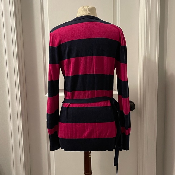 Old Navy Wrap Cardigan size Large. - Picture 3 of 3